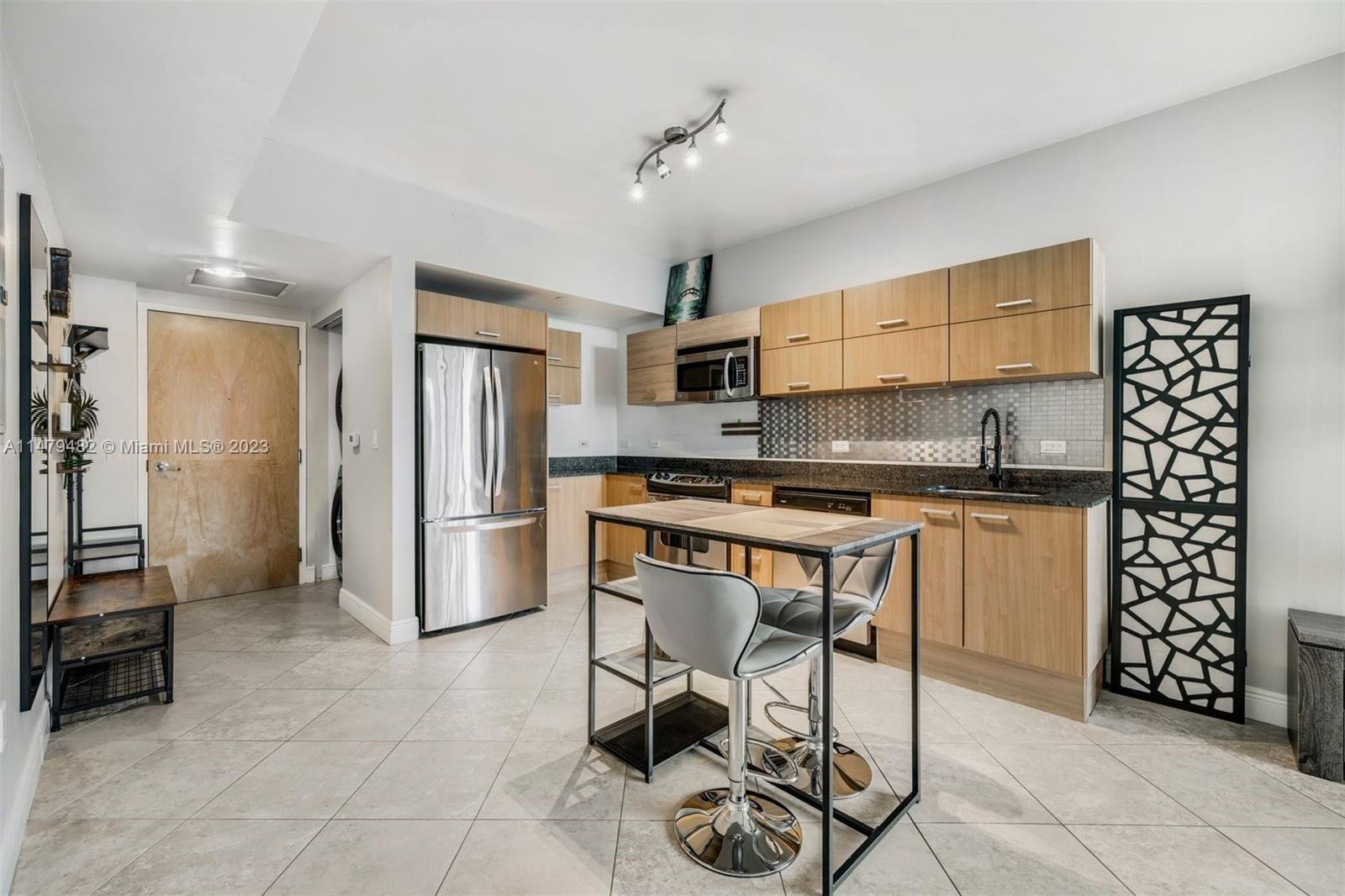 WIND CONDO - Residential Lease