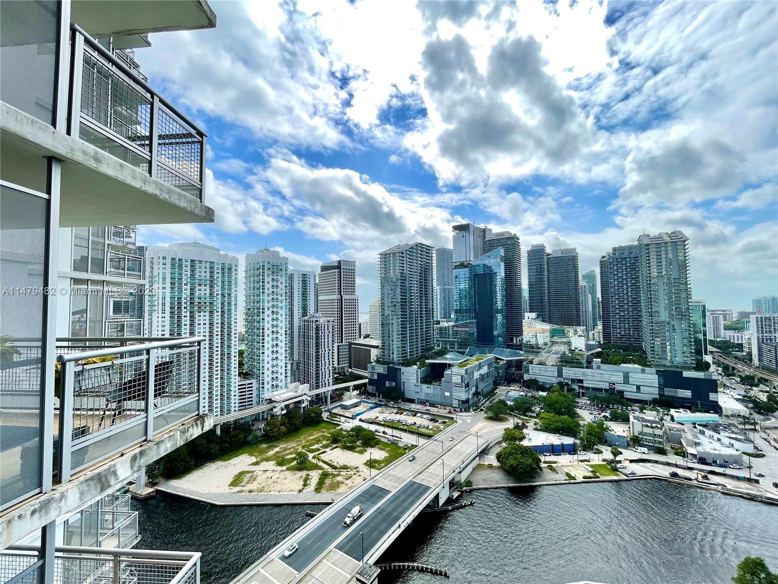 WIND CONDO - Residential Lease