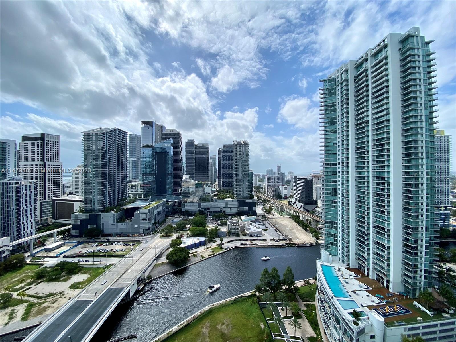 WIND CONDO - Residential Lease