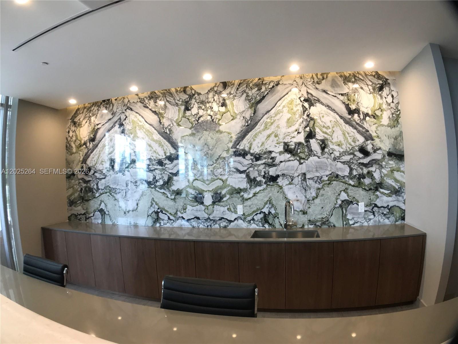 ARIA ON THE BAY CONDO - Residential Lease