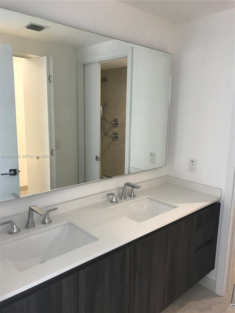 ARIA ON THE BAY CONDO - Residential Lease