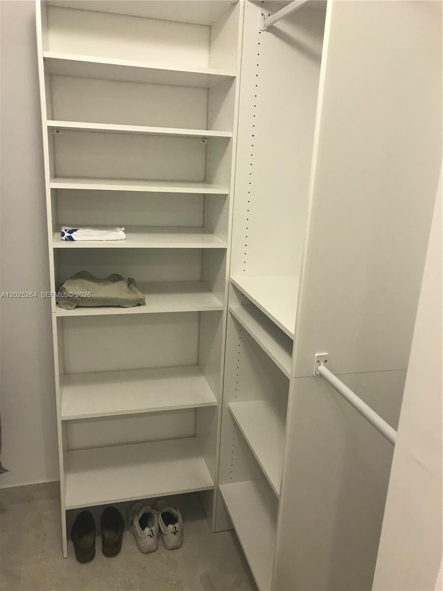 ARIA ON THE BAY CONDO - Residential Lease