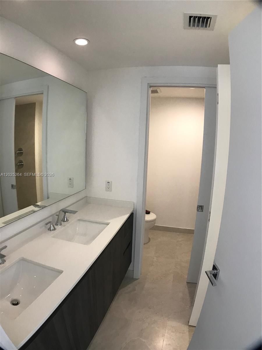 ARIA ON THE BAY CONDO - Residential Lease