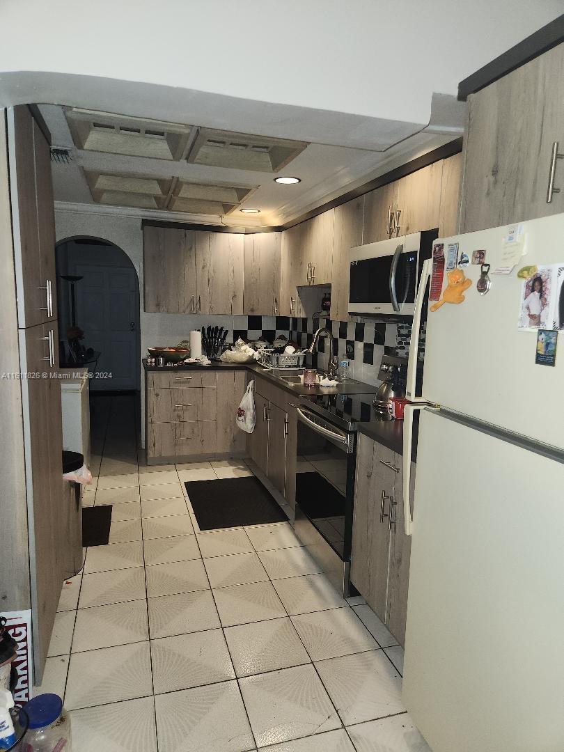 SUNKIST GROVE - Residential