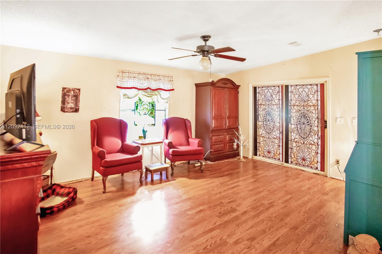 GATEWAY ESTATES PARK COND - Residential