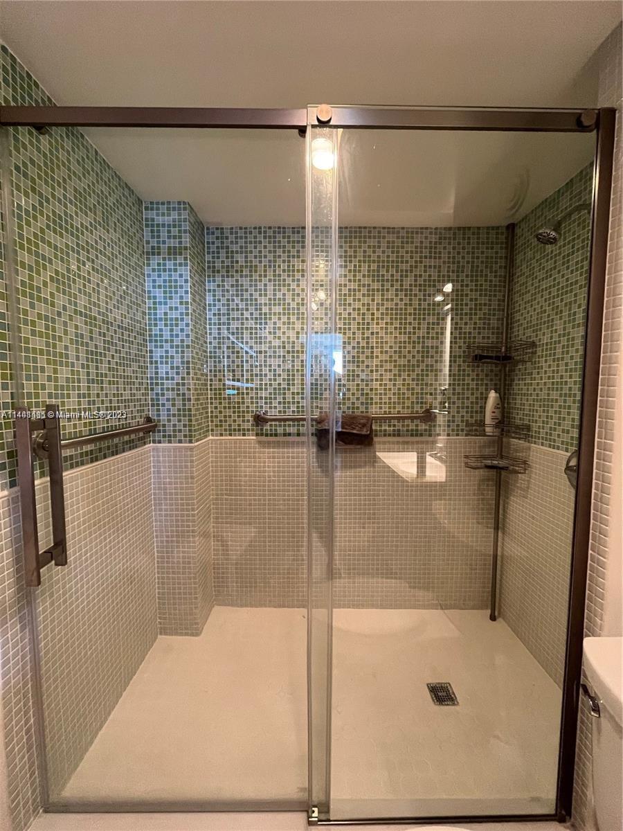 BRICKELL BISCAYNE CONDO - Residential Lease