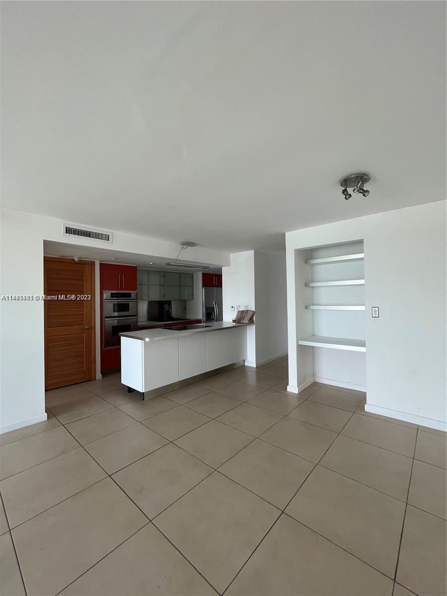 BRICKELL BISCAYNE CONDO - Residential Lease