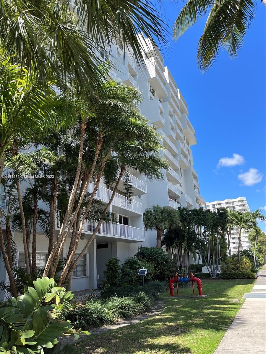 BRICKELL BISCAYNE CONDO - Residential Lease