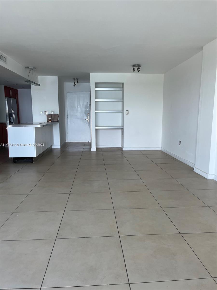 BRICKELL BISCAYNE CONDO - Residential Lease