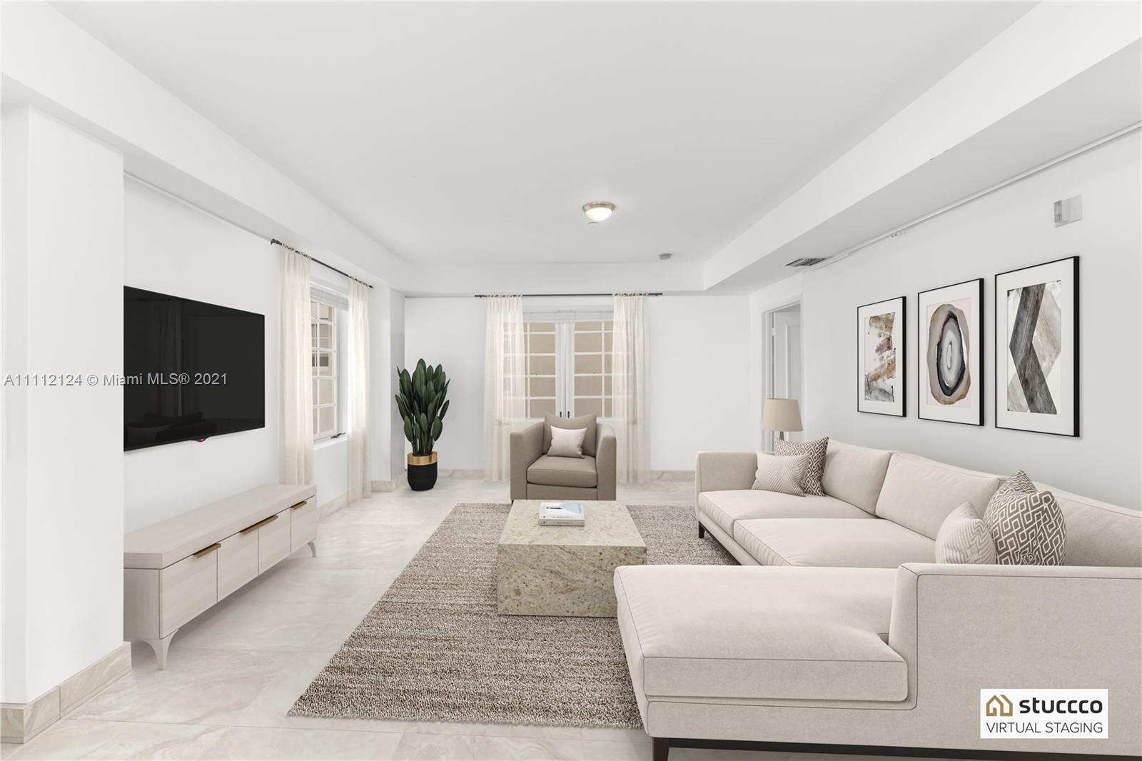 THE CARLYLE DECO HOTEL CO - Residential