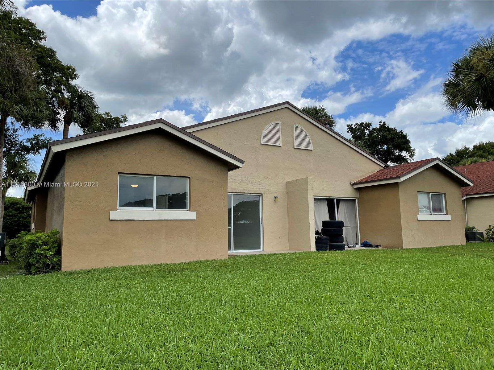 ST ANDREWS PALM BEACH CON - Residential Lease