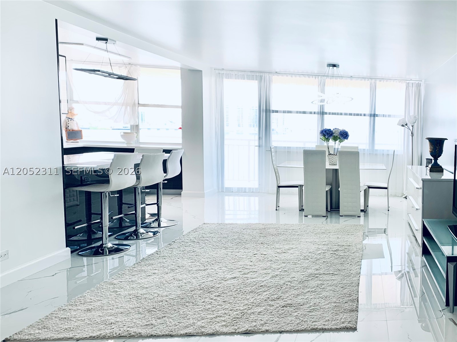 WINSTON TOWERS 200 - Residential Lease