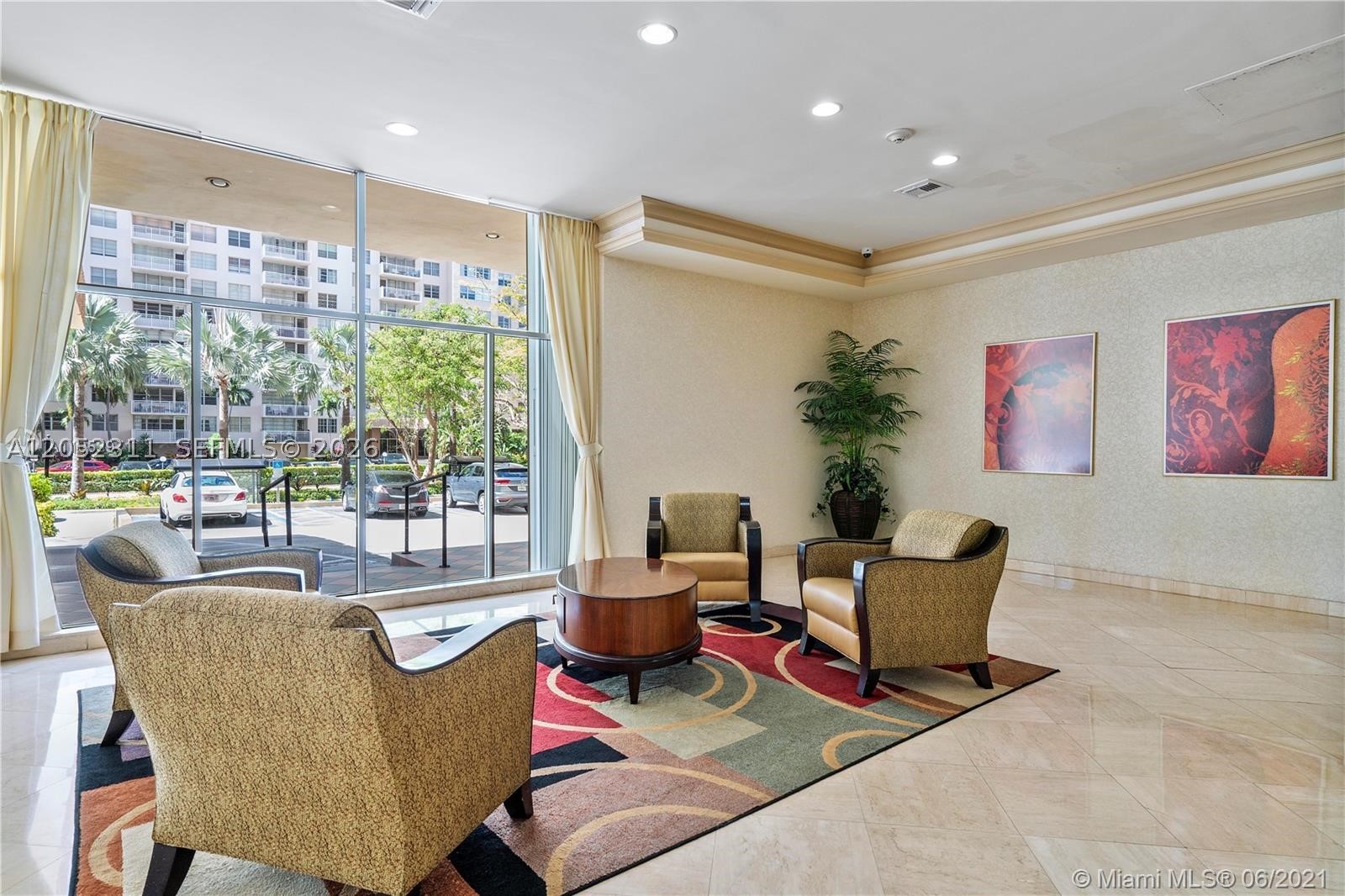WINSTON TOWERS 200 - Residential Lease