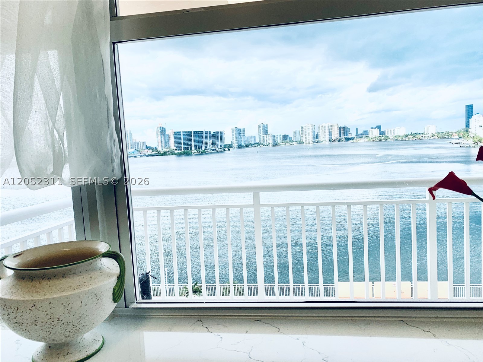 WINSTON TOWERS 200 - Residential Lease