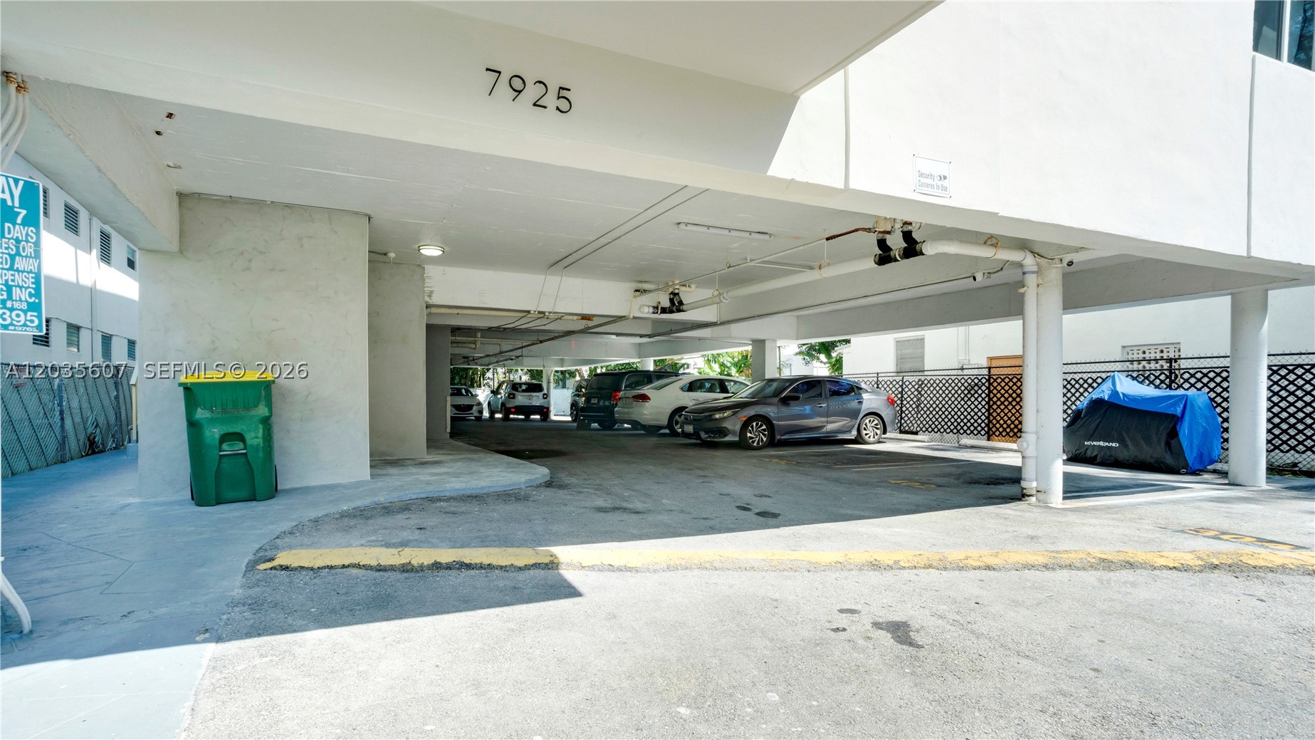 CARLYLE CONDOMINIUM - Residential Lease