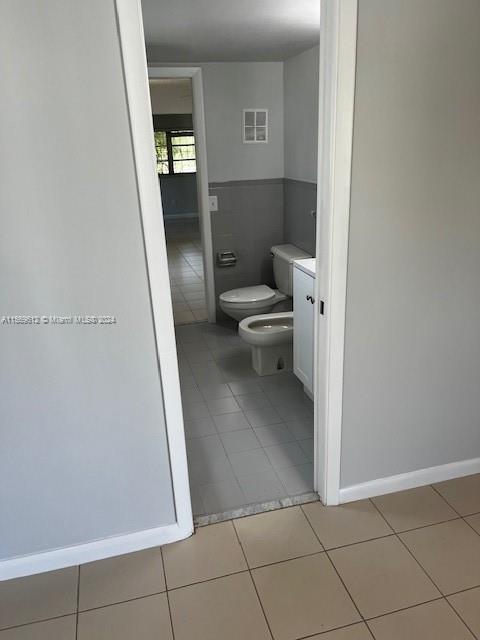 ALHAMBRA MANORS CONDO - Residential Lease