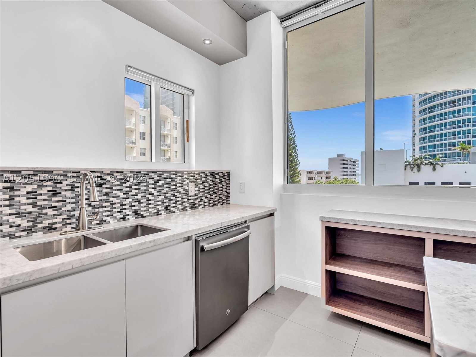 THE YORKER CONDO - Residential Lease