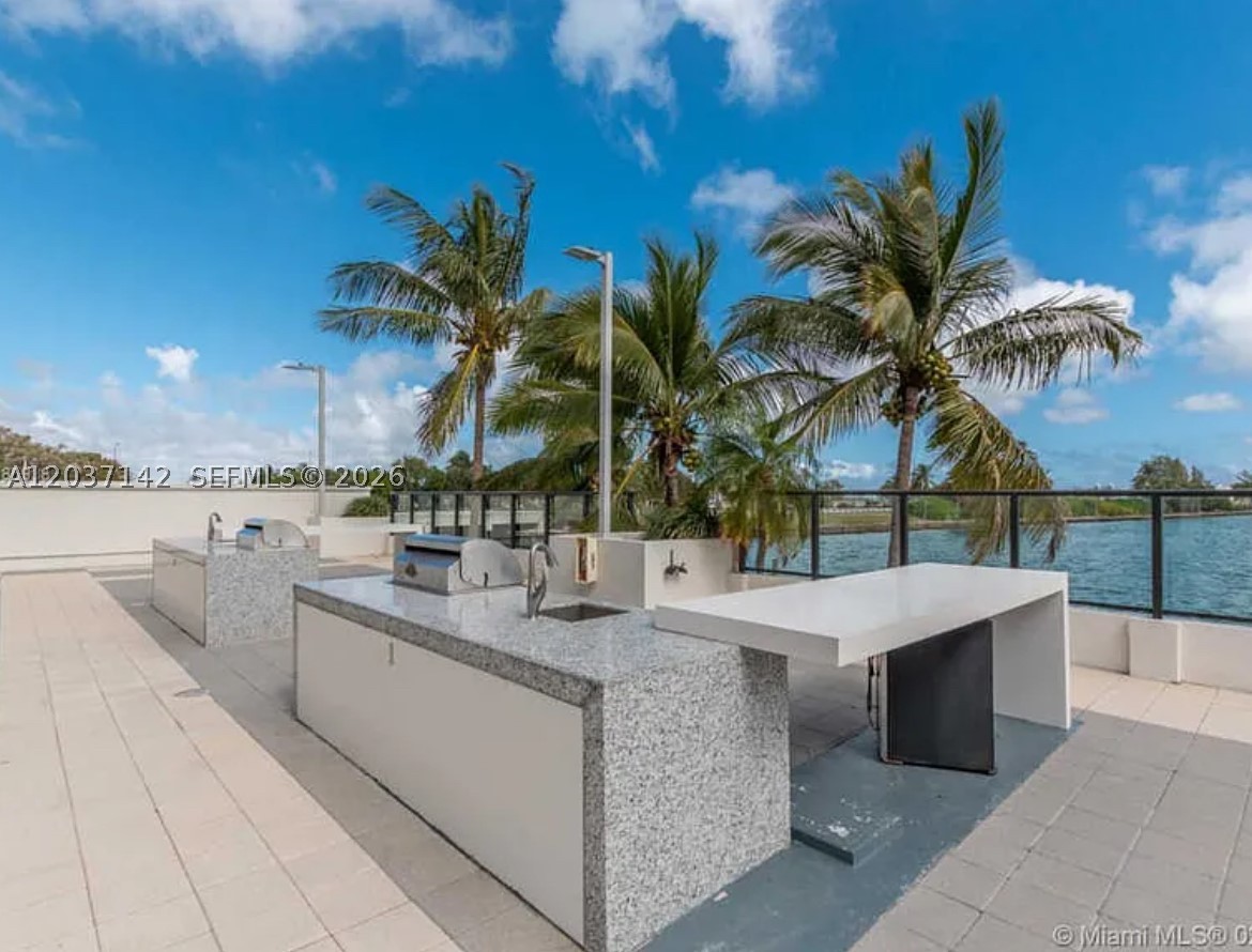 CHARTER CLUB CONDO - Residential Lease
