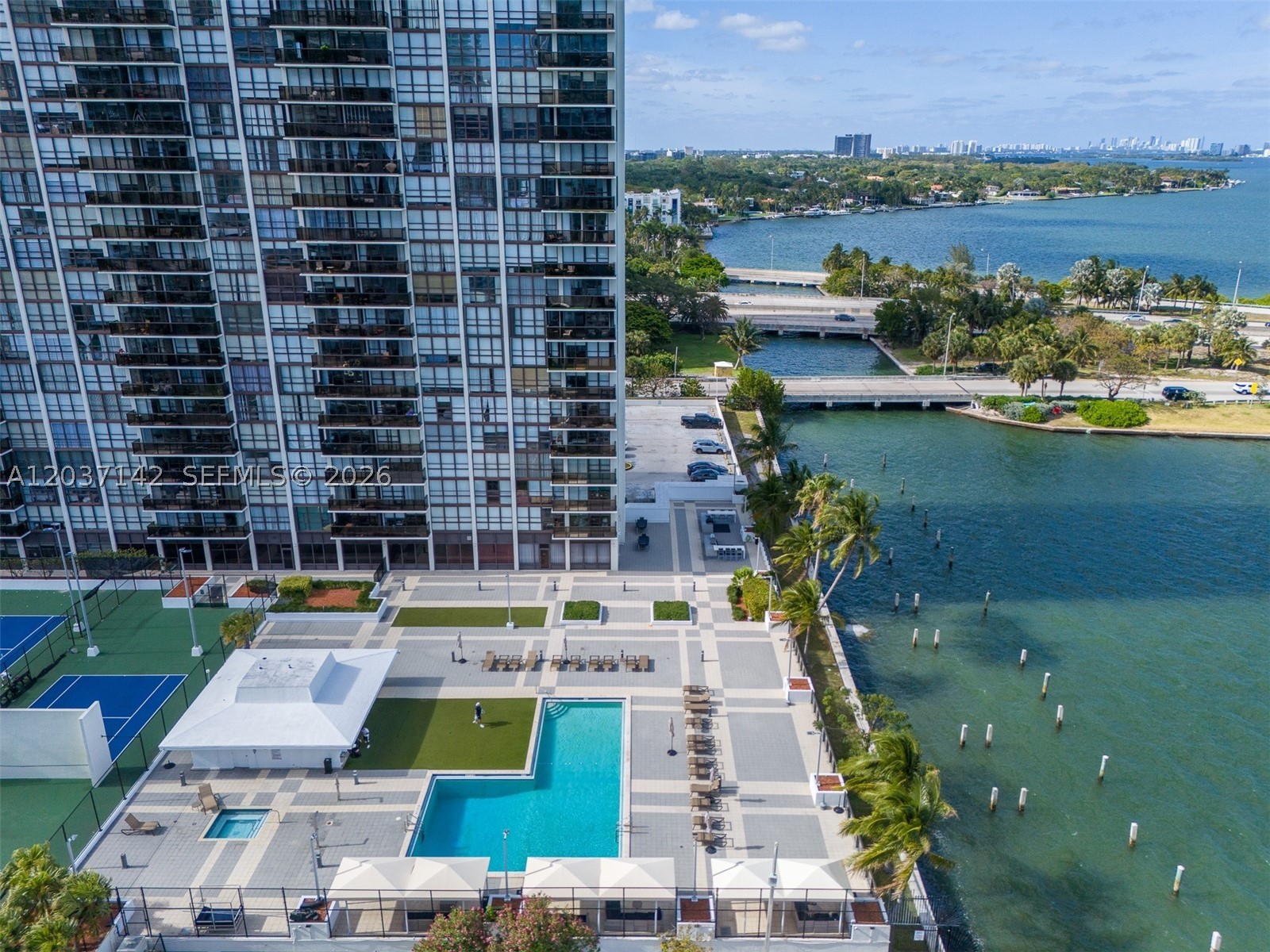 CHARTER CLUB CONDO - Residential Lease