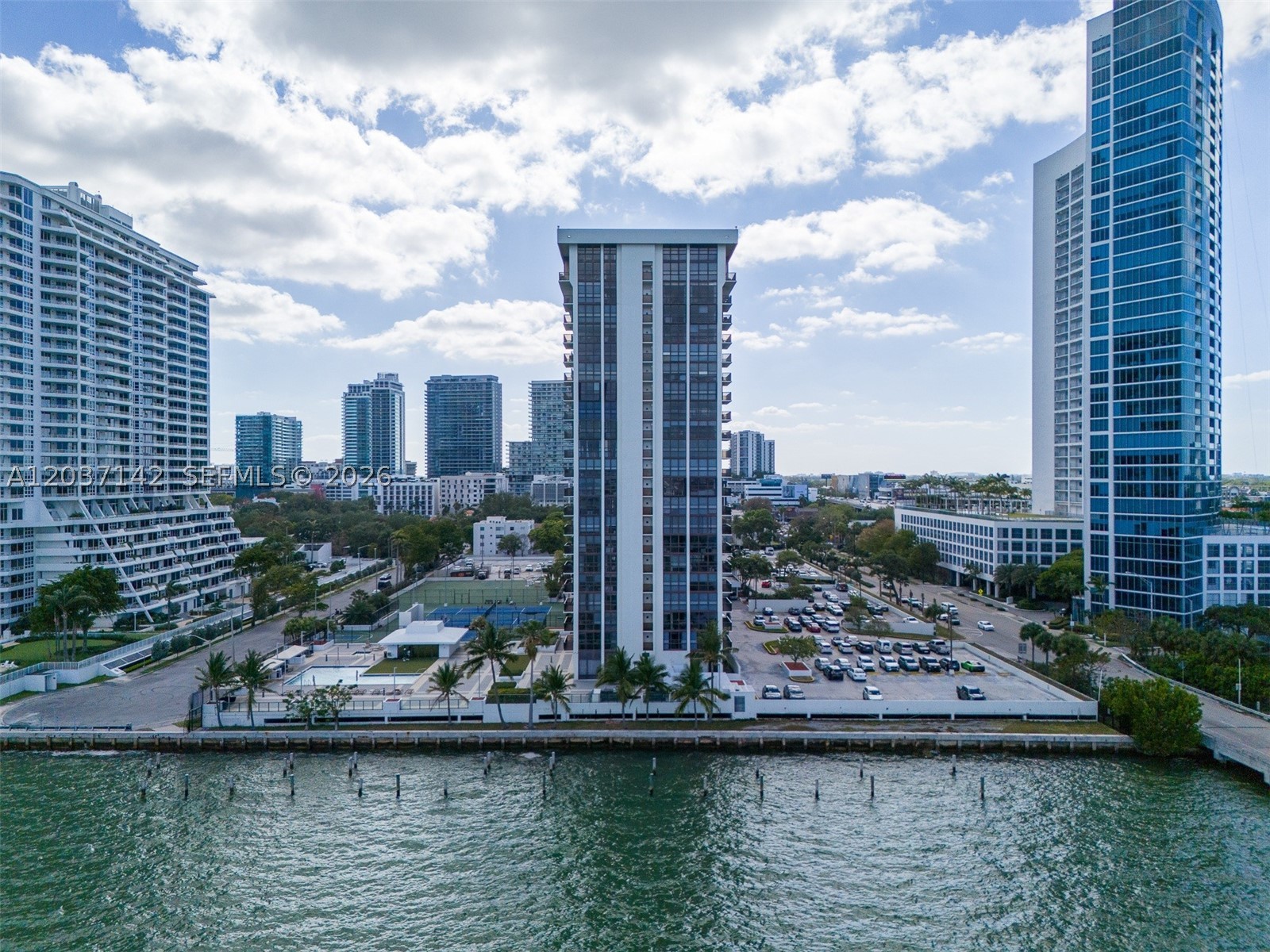 CHARTER CLUB CONDO - Residential Lease