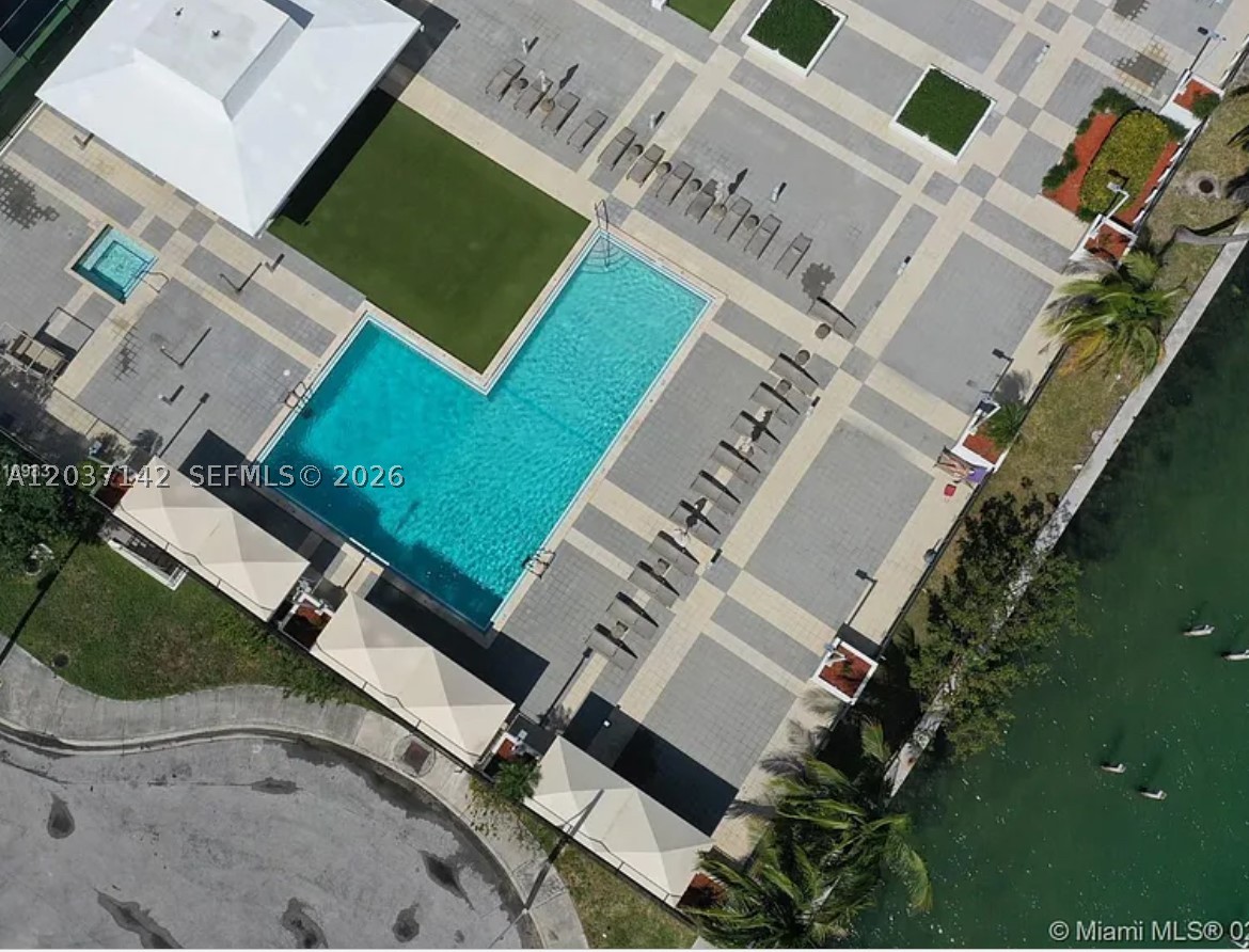 CHARTER CLUB CONDO - Residential Lease