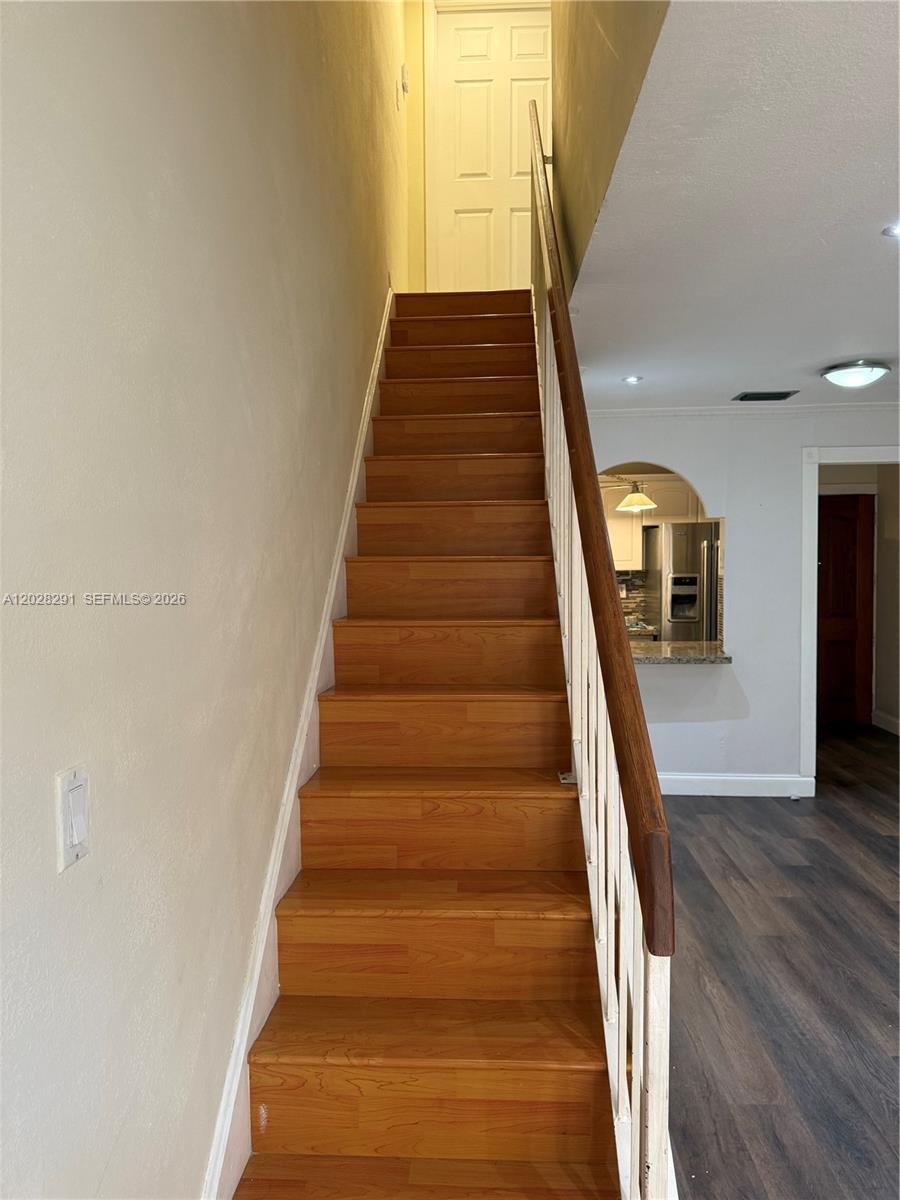 INTERNATIONAL PRINCESS CO - Residential Lease