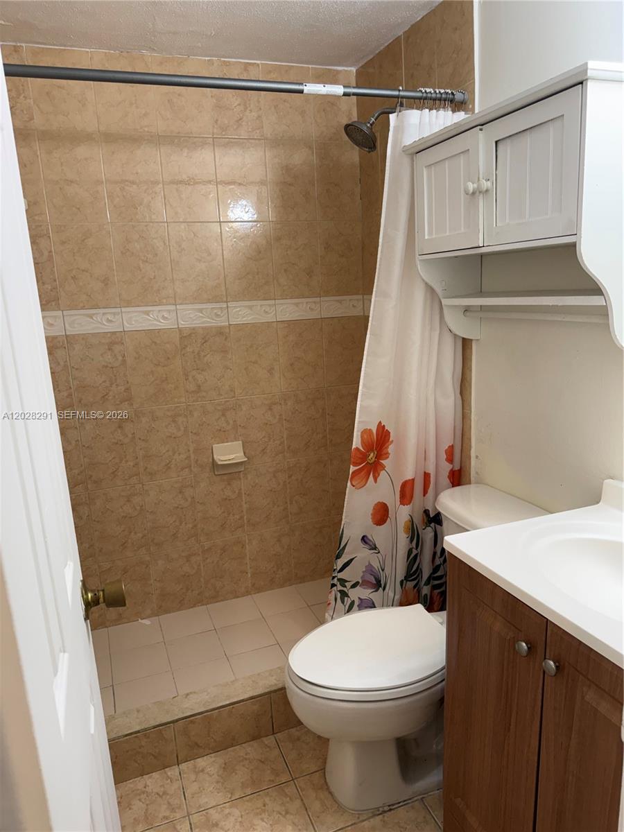 INTERNATIONAL PRINCESS CO - Residential Lease