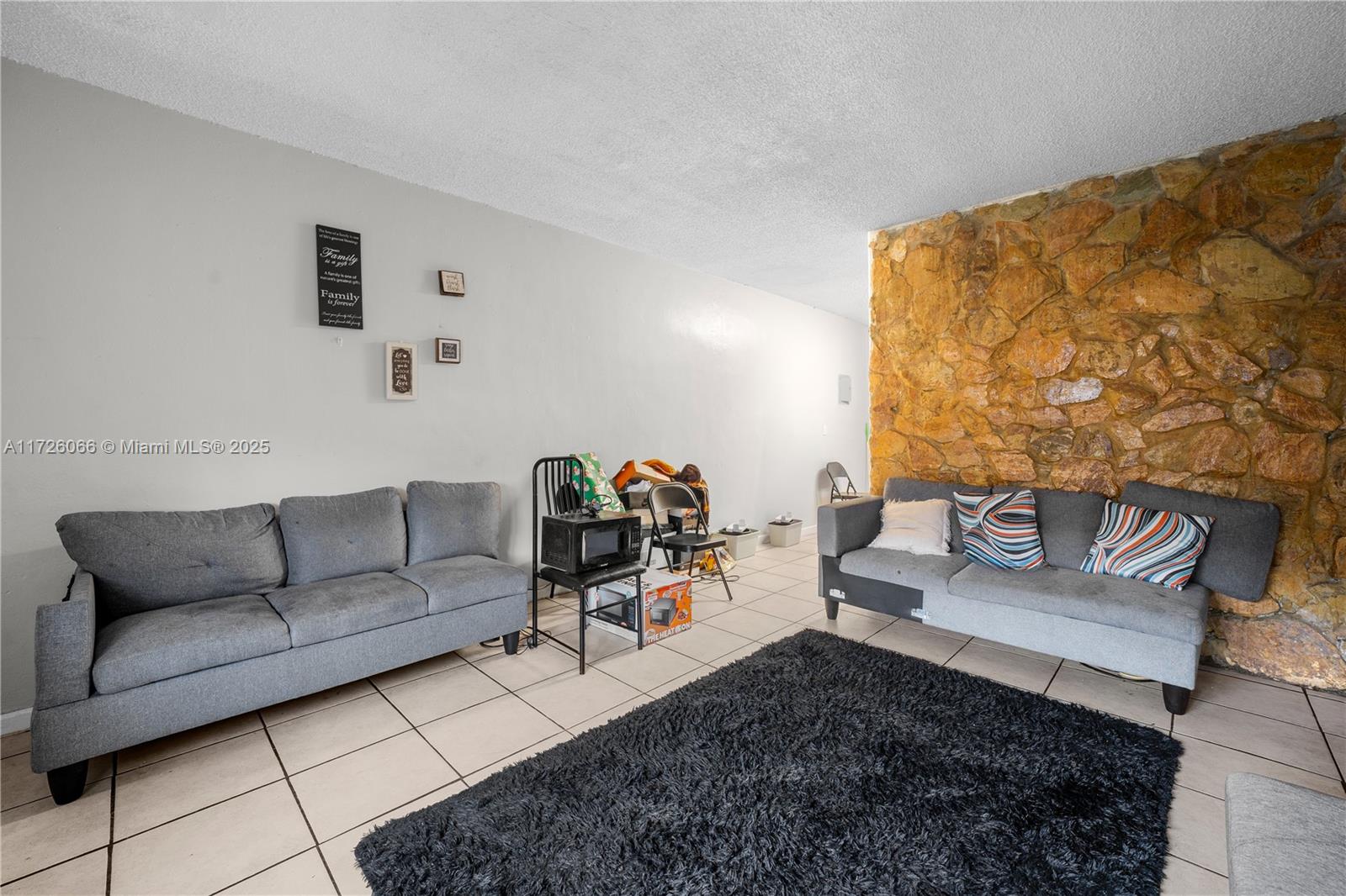 PLAT NO 1 OPA LOCKA - Residential Income