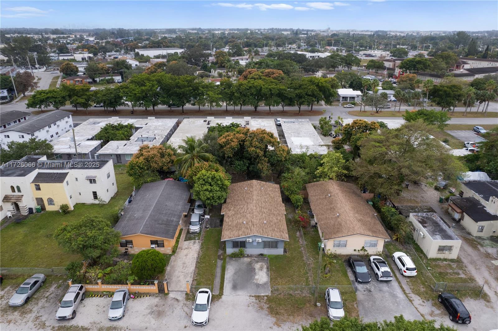PLAT NO 1 OPA LOCKA - Residential Income