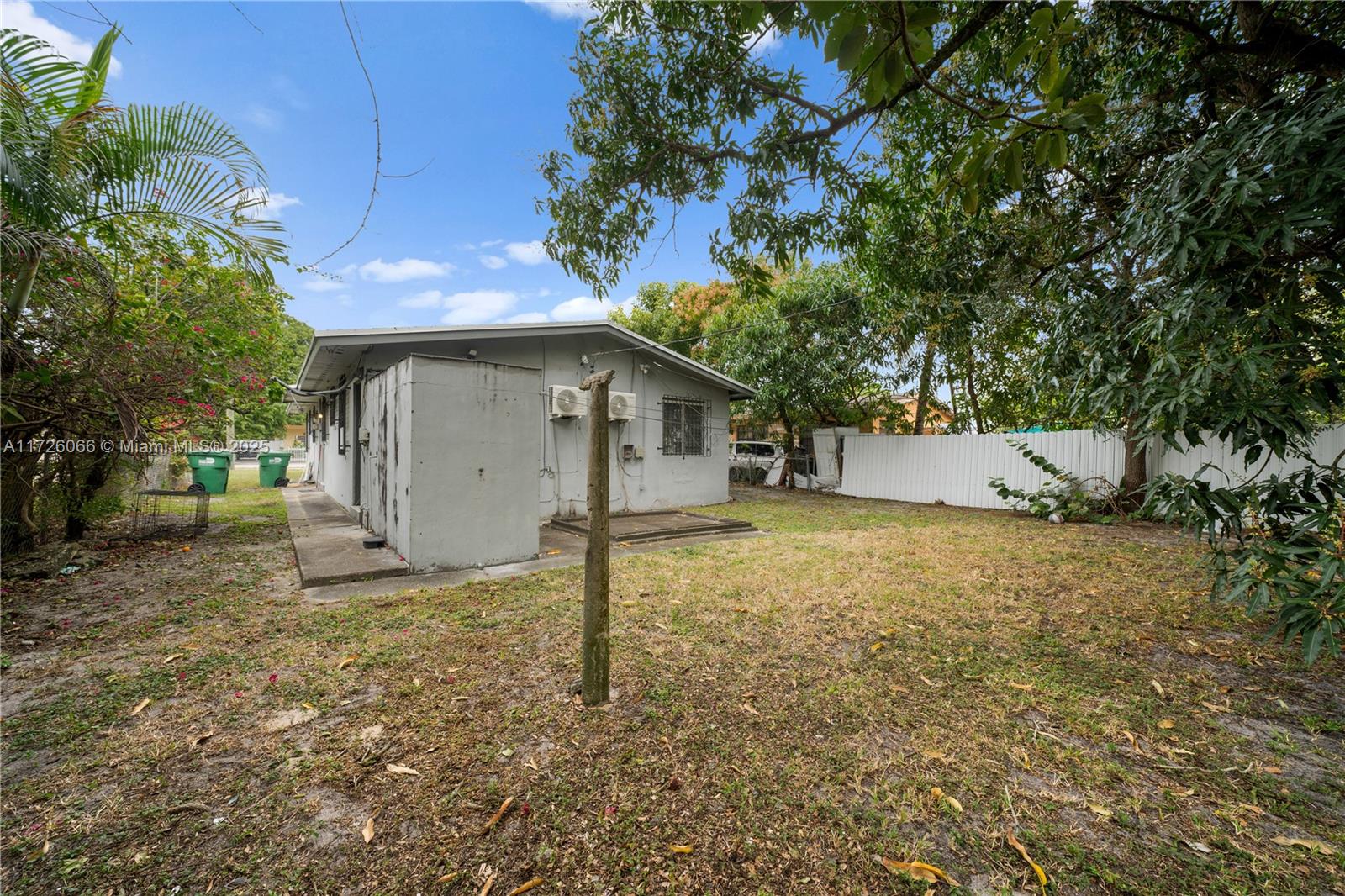 PLAT NO 1 OPA LOCKA - Residential Income