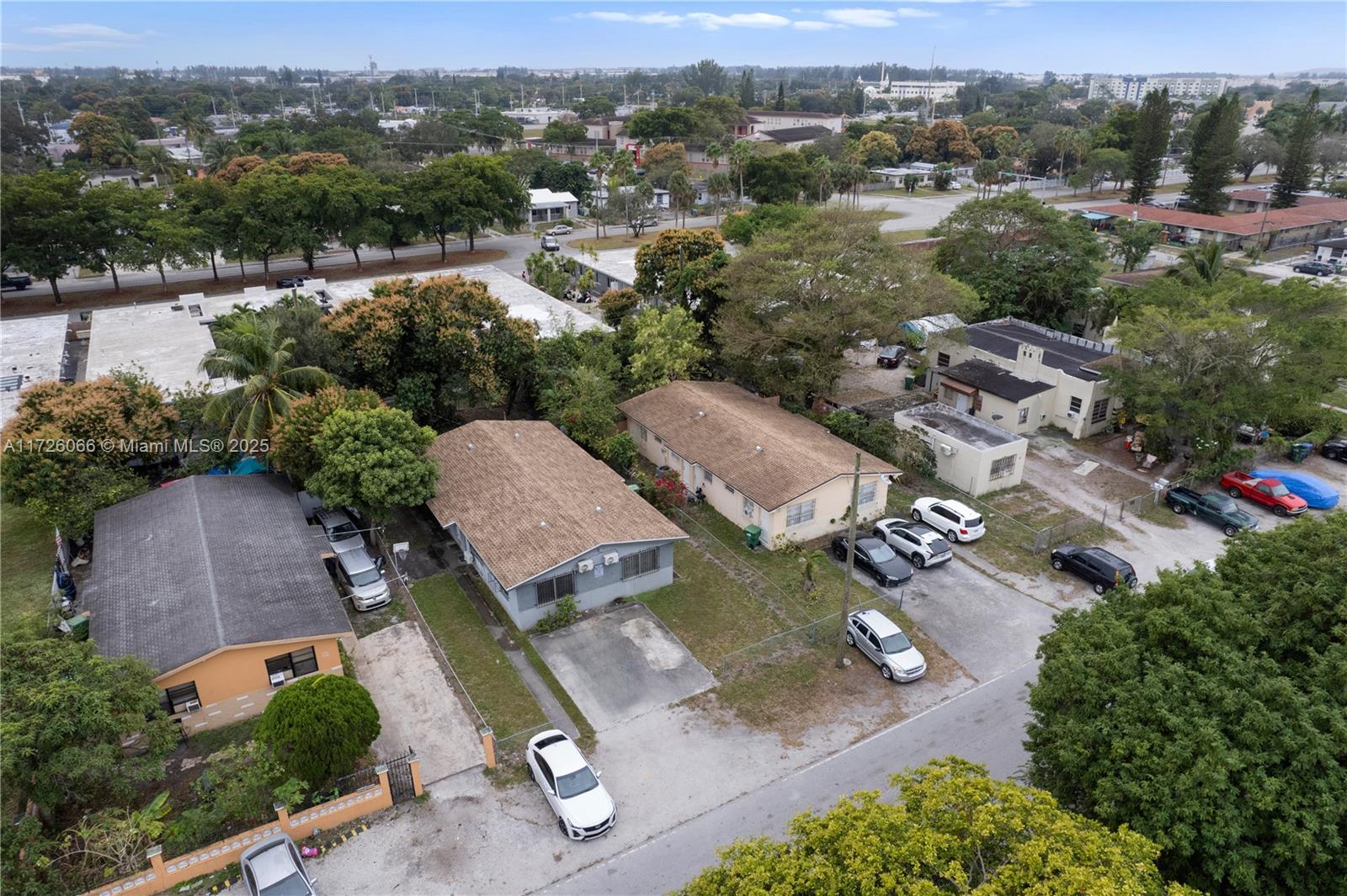 PLAT NO 1 OPA LOCKA - Residential Income