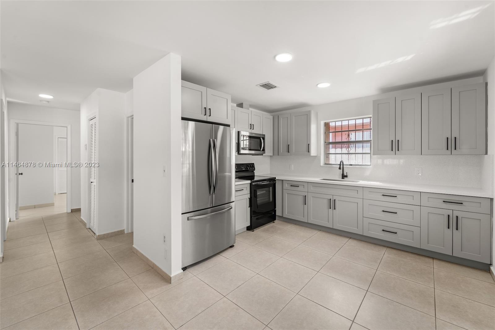 Completely Renovated 2 Bedroom / 1 Bath duplex unit in the heart of Miami with 2 Parking Spaces, Large yard, In-Unit private washer and dryer, Brand New kitchen, New Bathroom and much more... Just minutes away from Shops, Grocery stores, Miami International Airport, 836 expressway, etc... Schedule your tour today