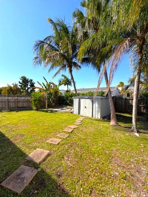 MEADOW WOOD MANOR SEC 4 - Residential