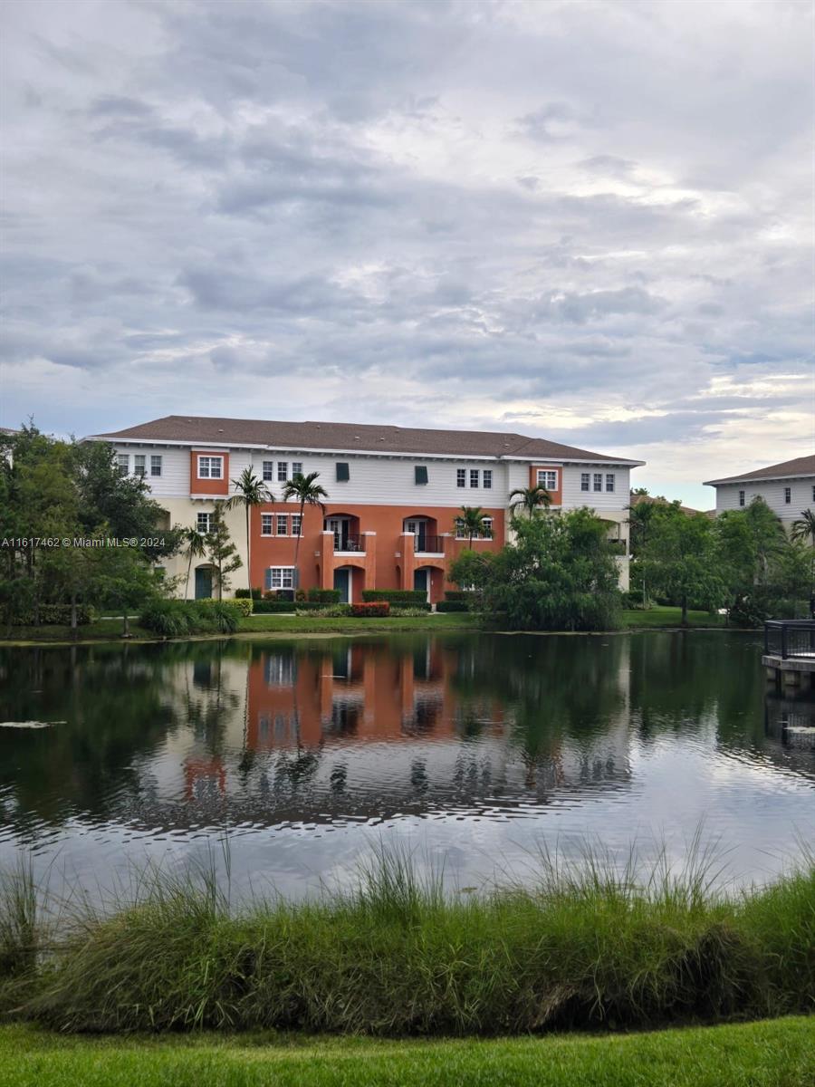 CYPRESS GROVE - Residential Lease