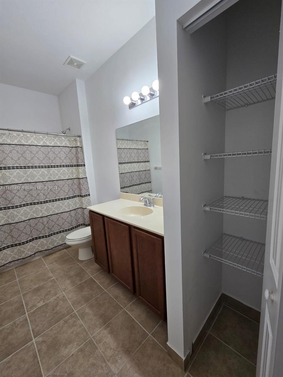 CYPRESS GROVE - Residential Lease
