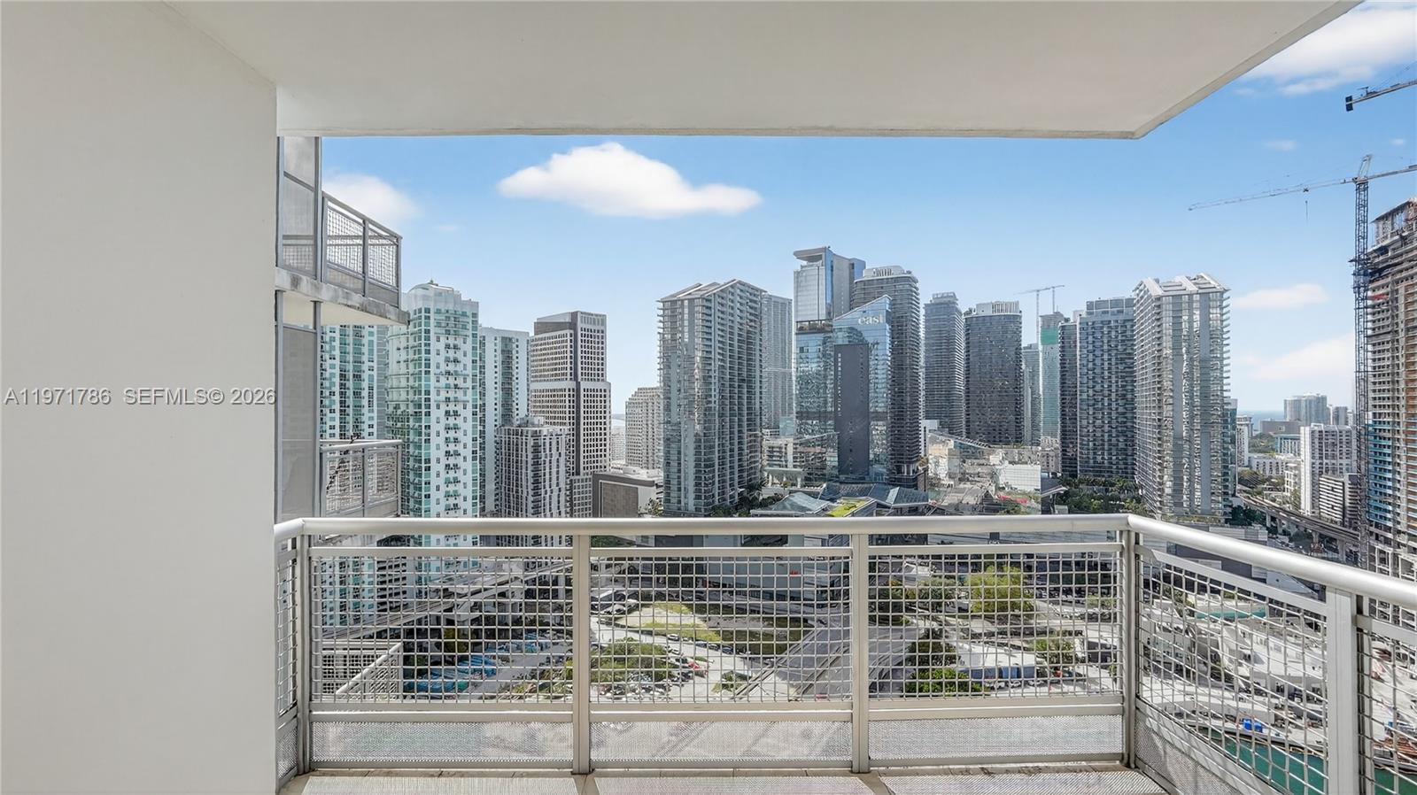 WIND CONDO - Residential