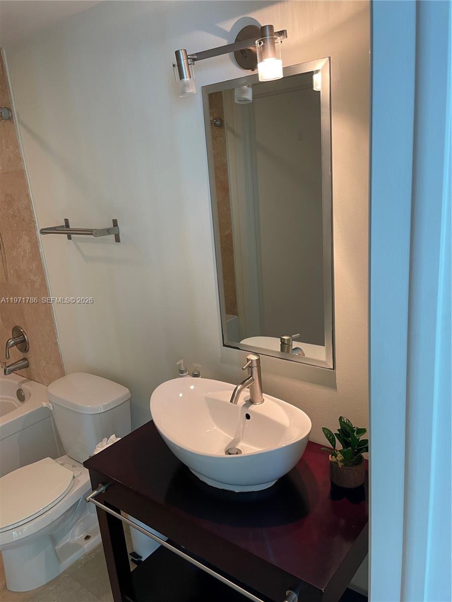 WIND CONDO - Residential