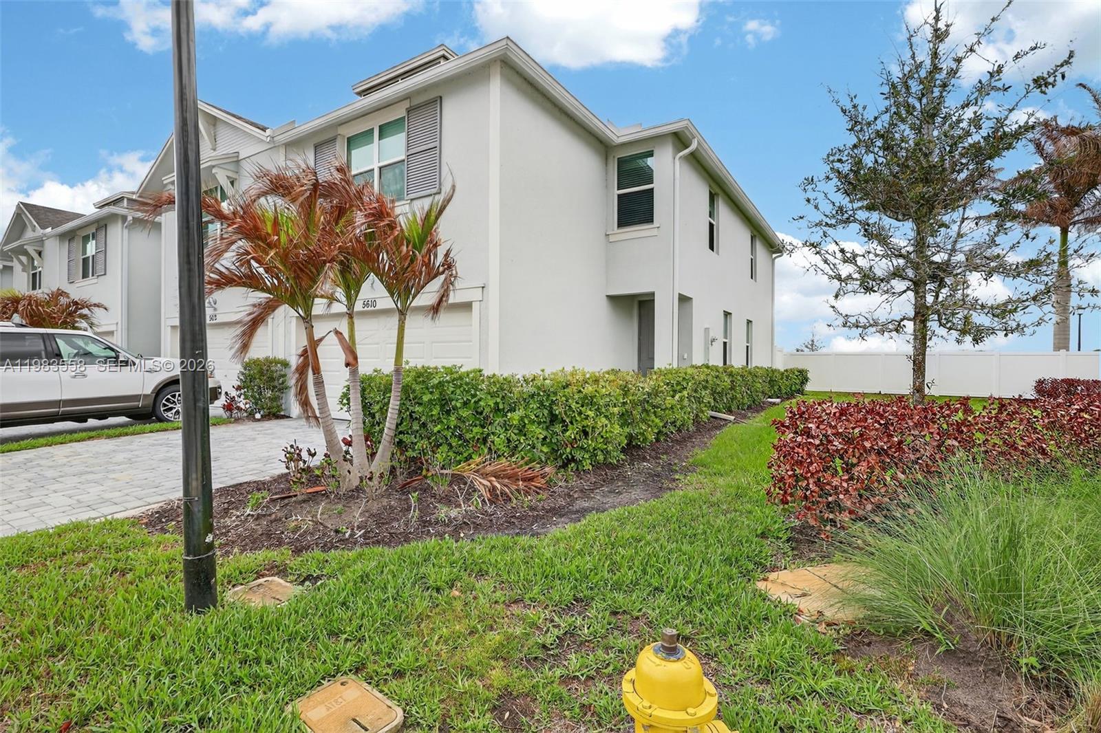 WILLOUGHBY TOWNHOMES PUD - Residential