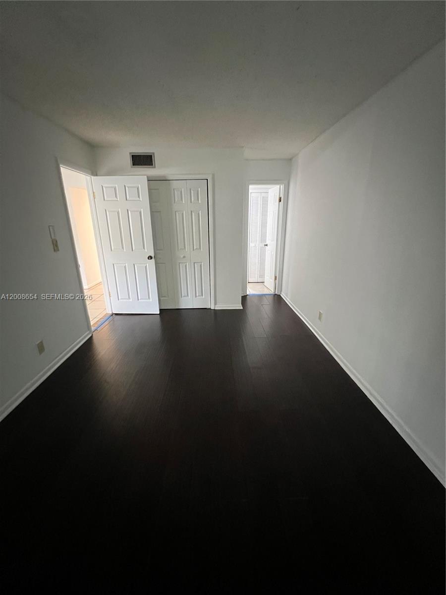 RAMBLEWOOD EAST CONDO - Residential