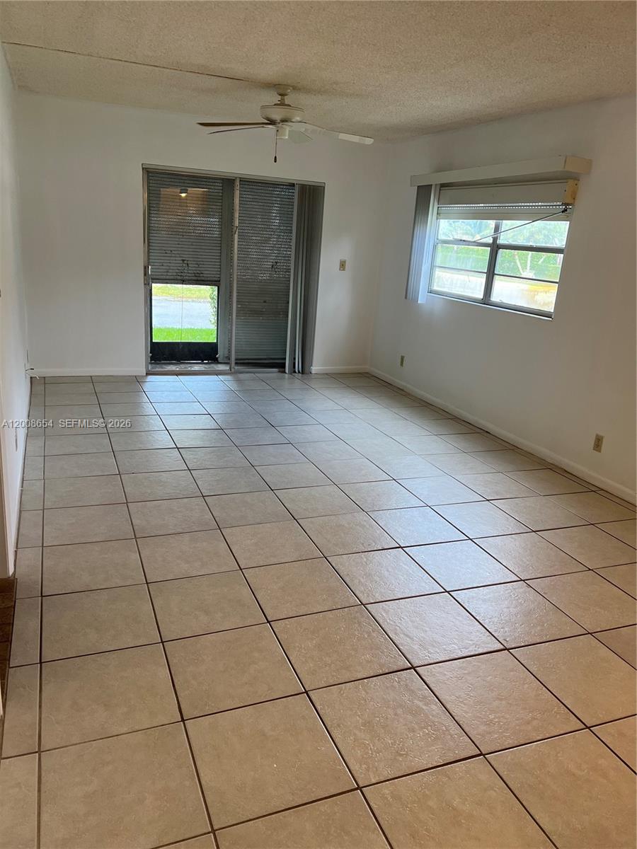 RAMBLEWOOD EAST CONDO - Residential