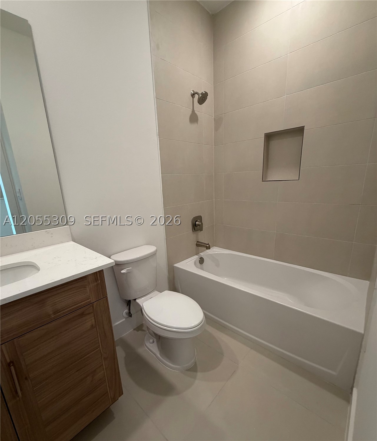 SPYKES GROVE - Residential Lease
