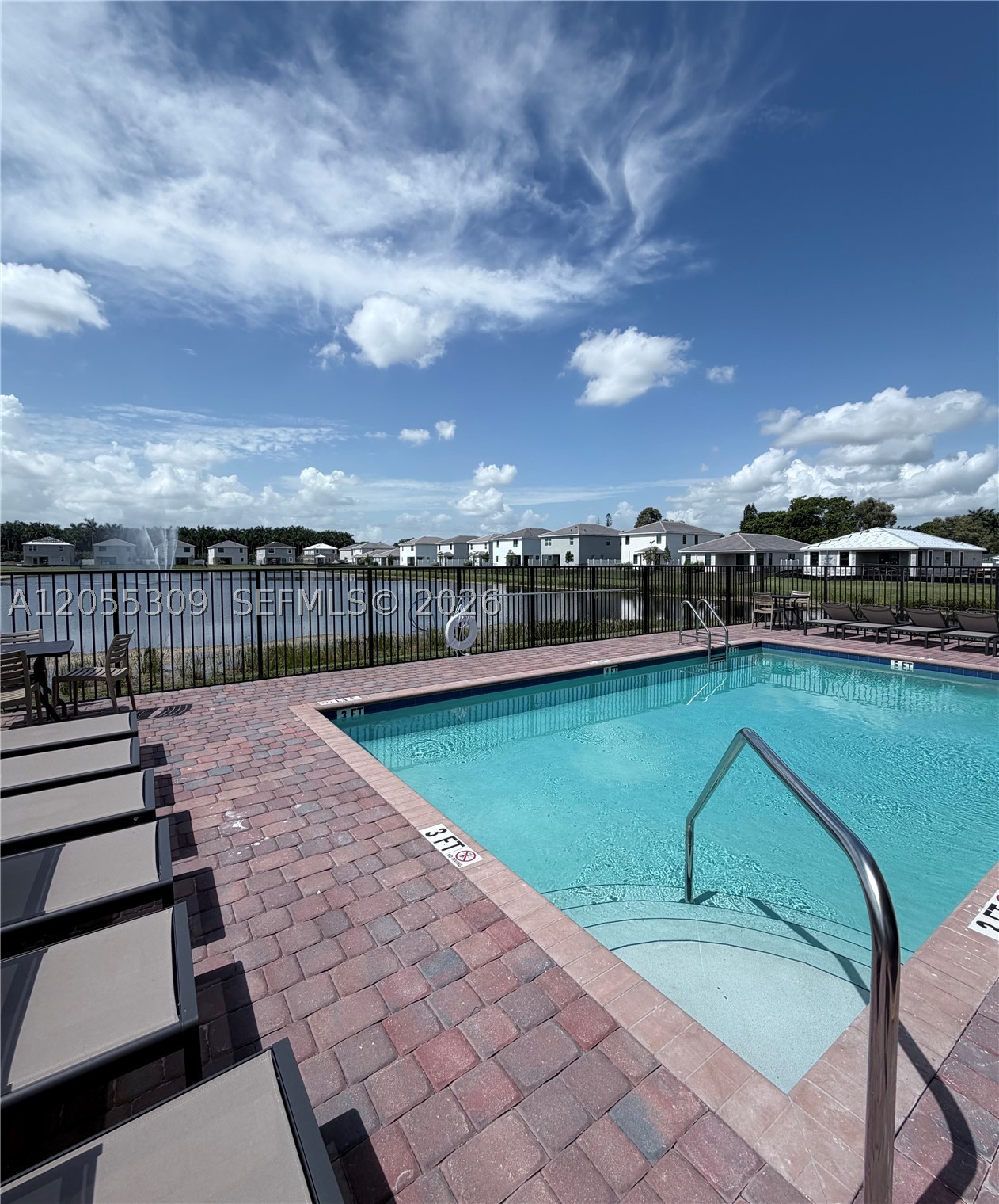 SPYKES GROVE - Residential Lease