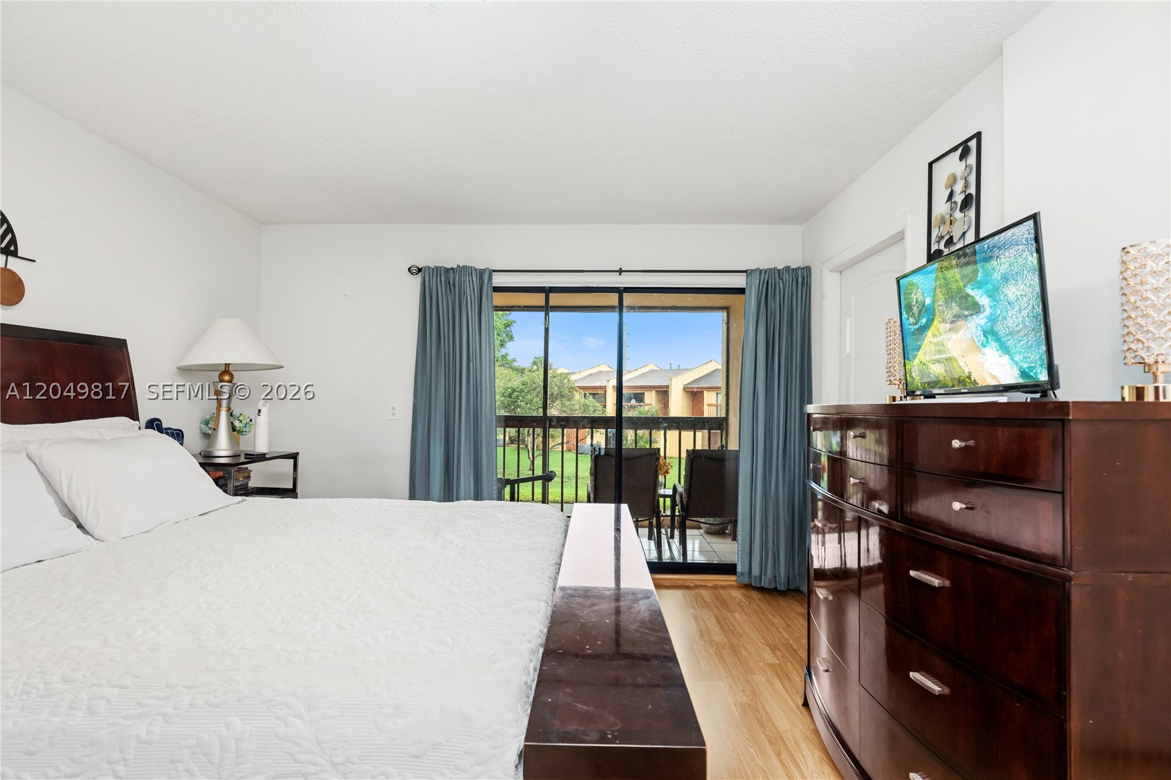 WESTVIEW CONDOMINIUM NO F - Residential