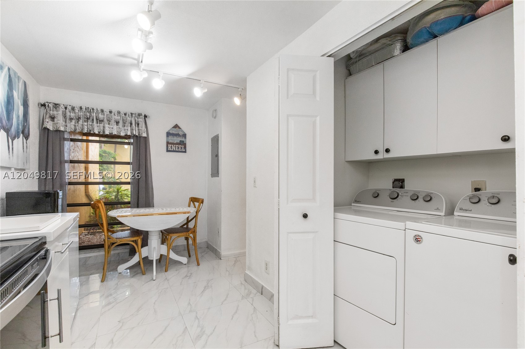 WESTVIEW CONDOMINIUM NO F - Residential