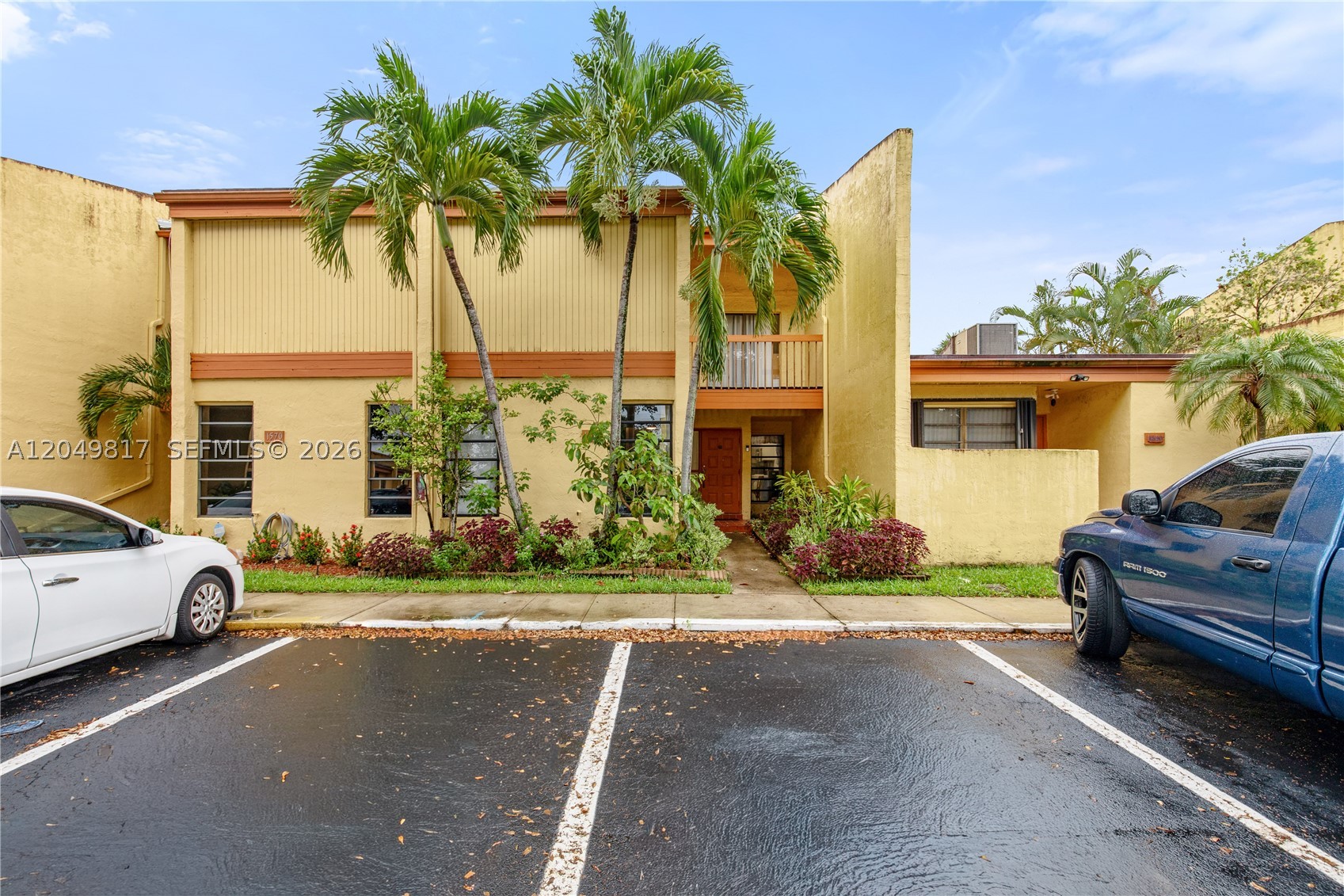 WESTVIEW CONDOMINIUM NO F - Residential