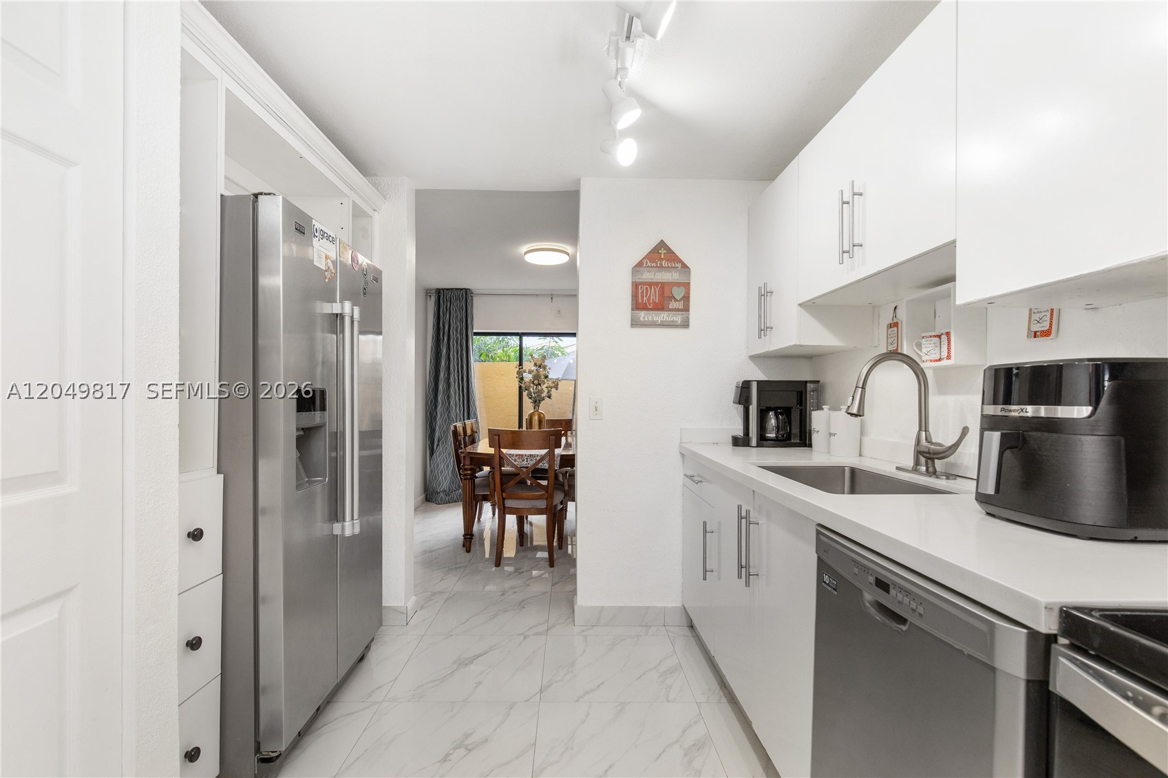 WESTVIEW CONDOMINIUM NO F - Residential