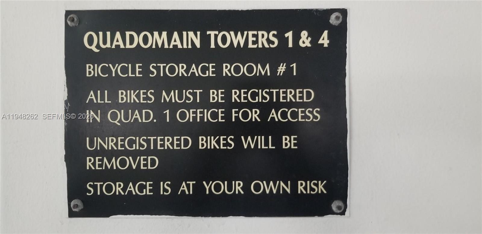 QUADOMAIN TOWER I AND IV - Residential