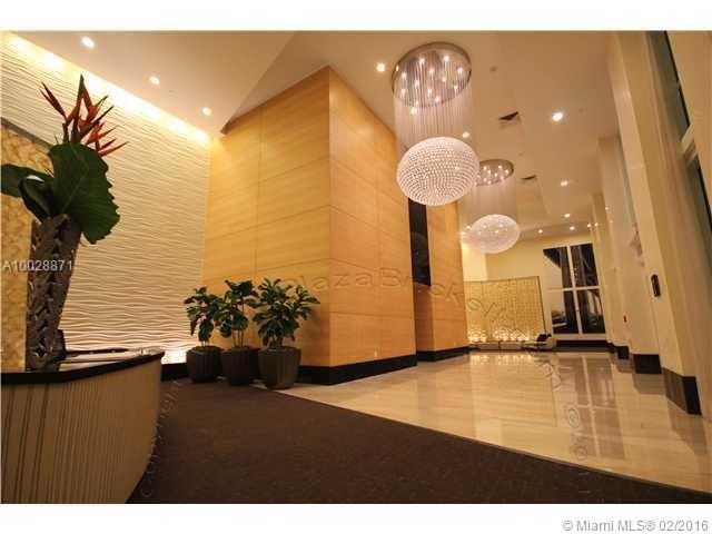 The Plaza 901 Brickell - Residential Lease