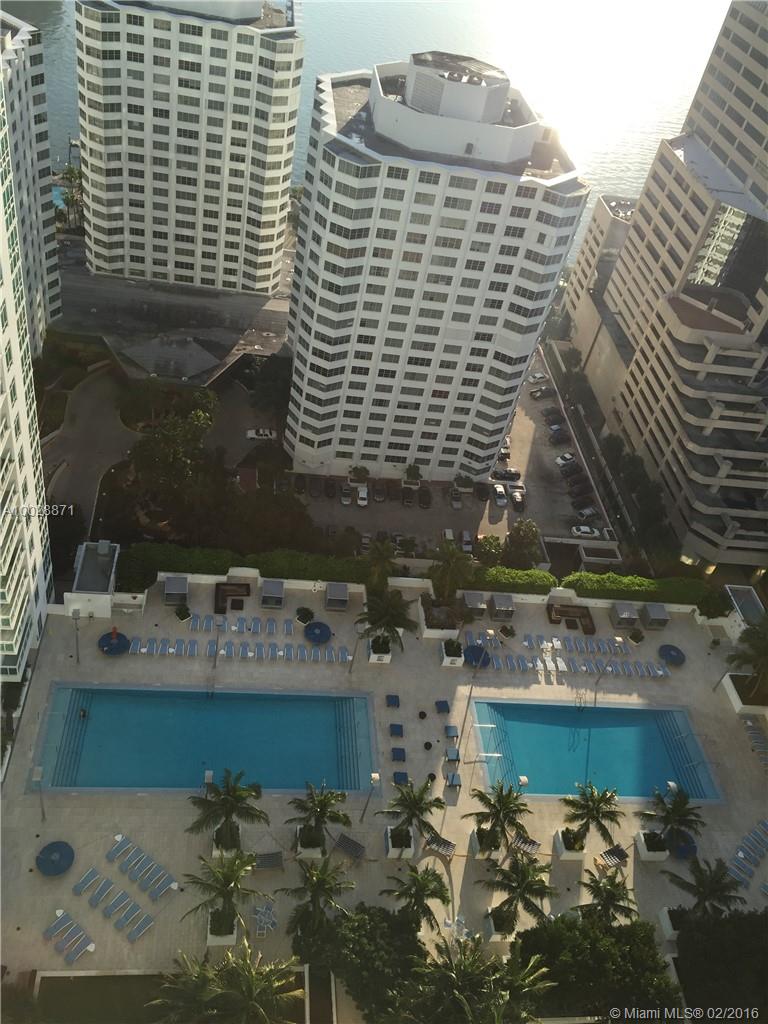 The Plaza 901 Brickell - Residential Lease