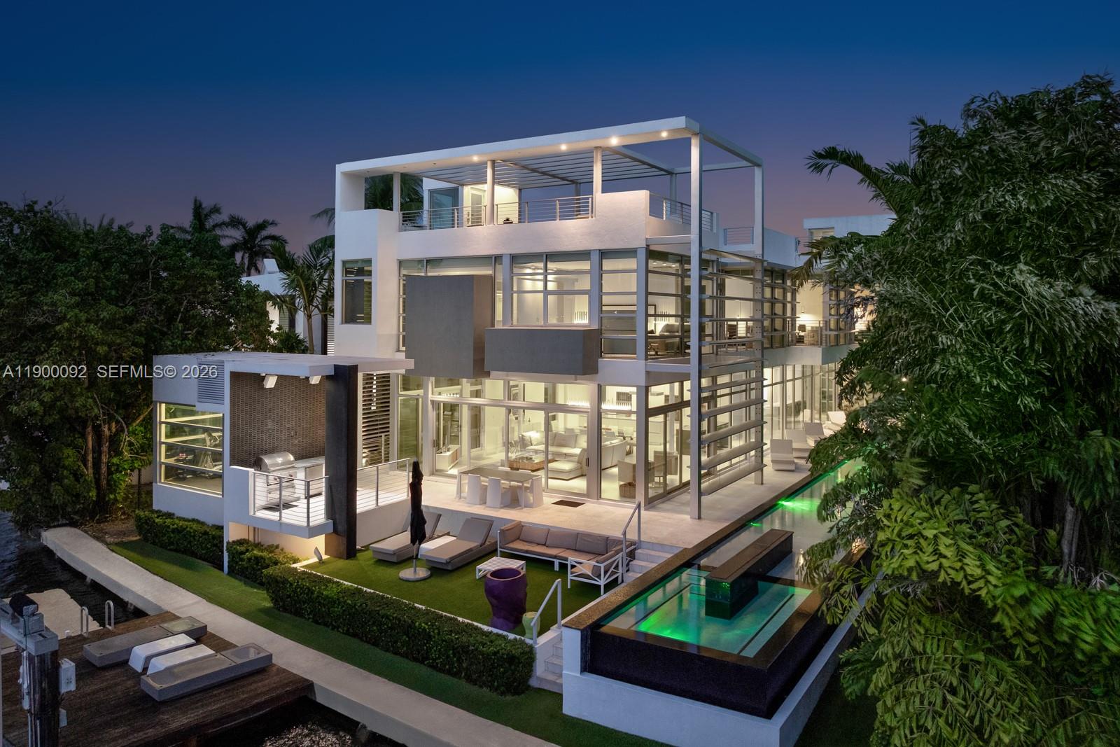HIBISCUS ISLAND - Residential